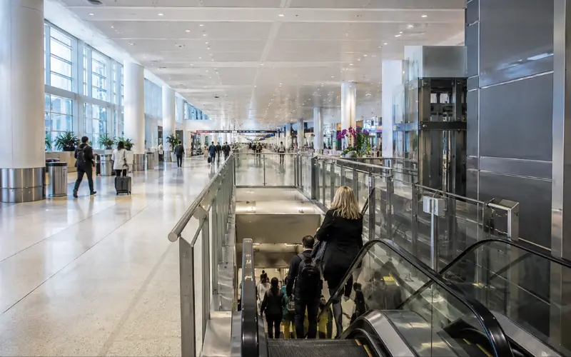 finding the airport link station